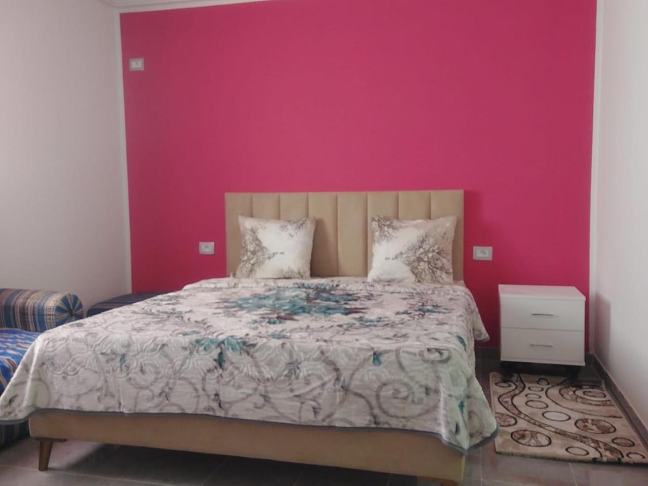 Ayoub Jus Station Metro De Cite El Khadra Holiday home Tunis